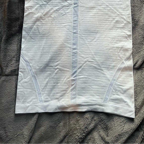 Lululemon Swiftly Tee - Picture 8 of 8